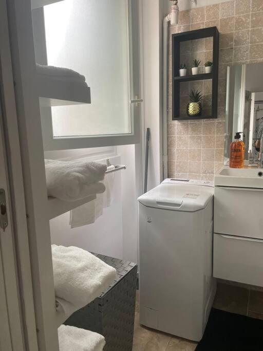 Cosy Apartment In Paris Saint-Ouen  Zewnętrze zdjęcie